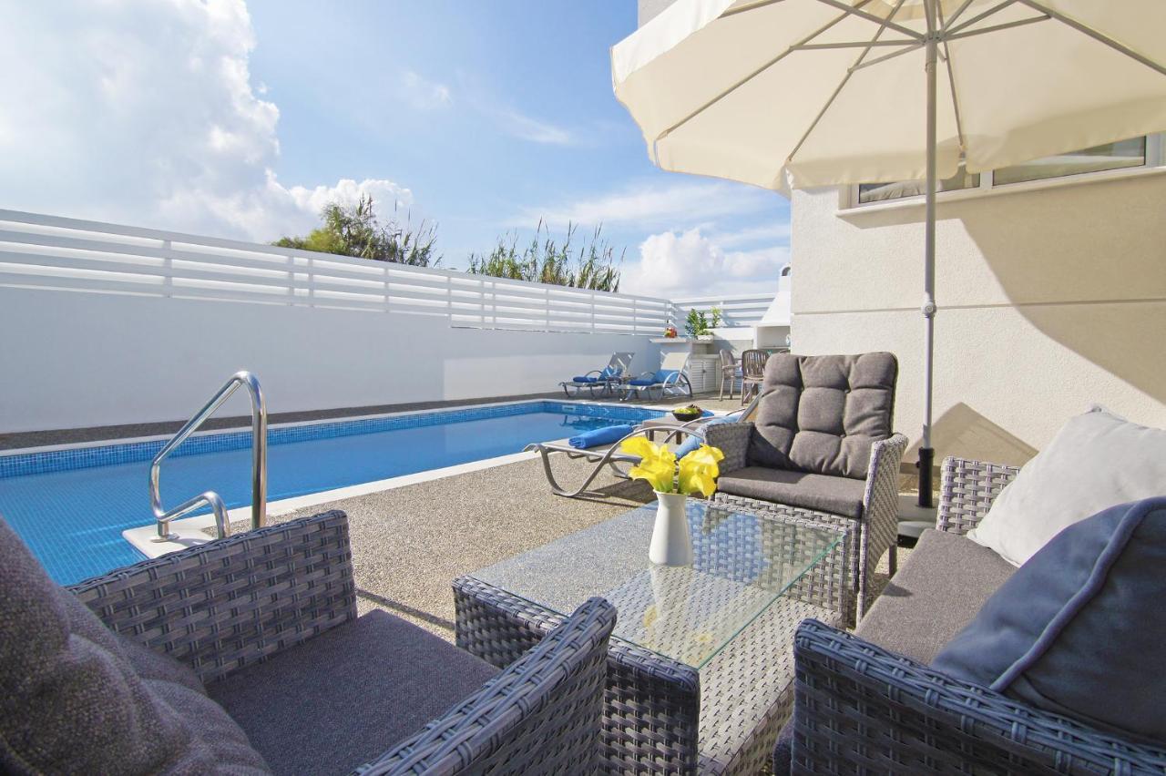 Villa Thea Athena โปรทาราส ภายนอก รูปภาพ